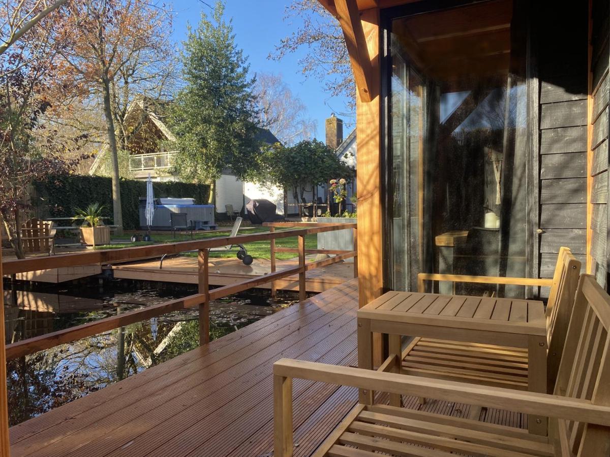 Casa Aan De Plas, B&B Met Sauna En Hottub Of Jacuzzi Nieuwkoop Dış mekan fotoğraf