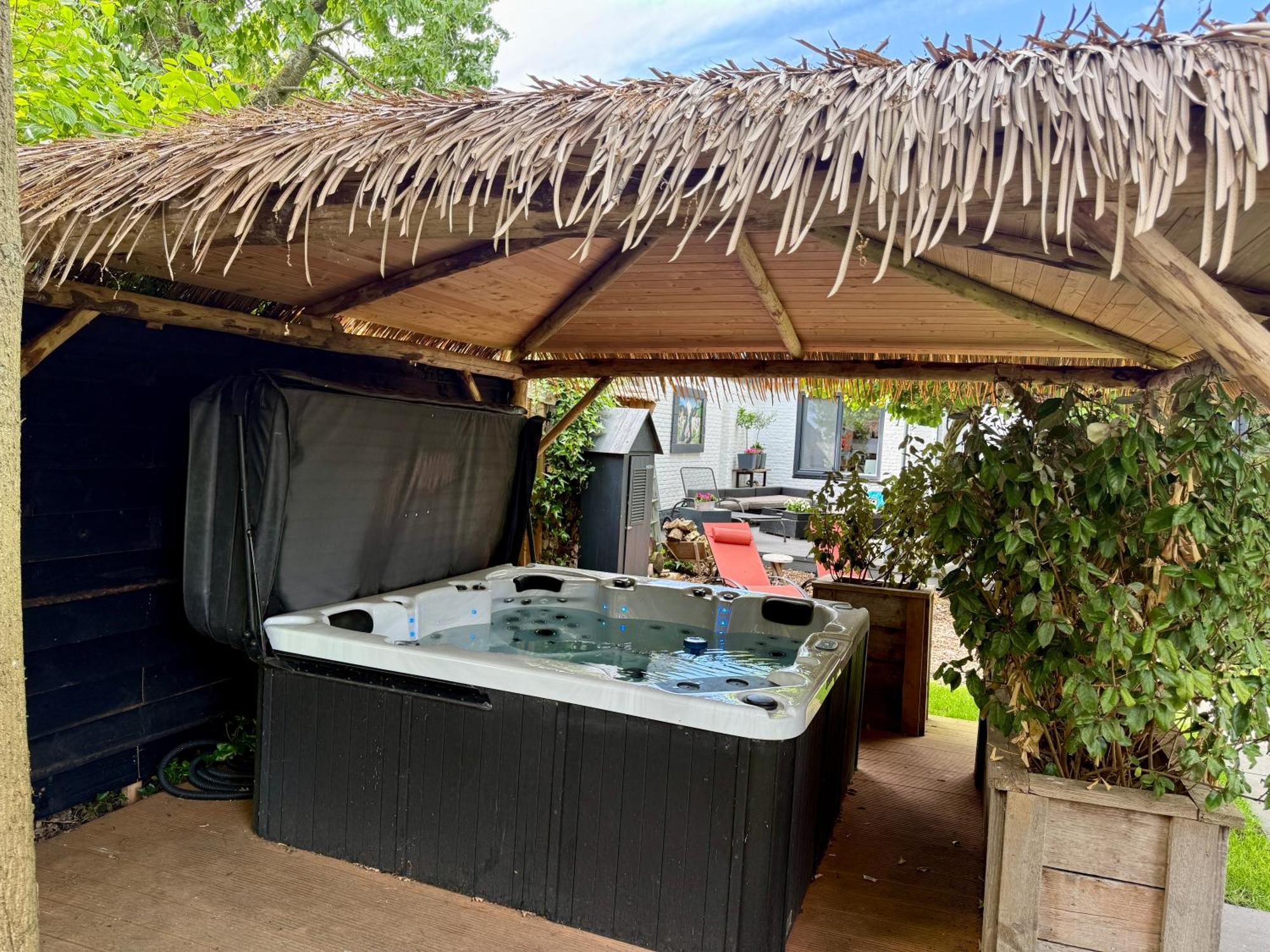 Casa Aan De Plas, B&B Met Sauna En Hottub Of Jacuzzi Nieuwkoop Dış mekan fotoğraf